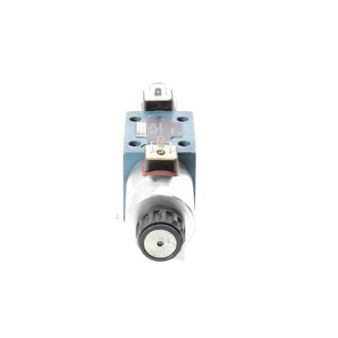 4/3 way valve  Used